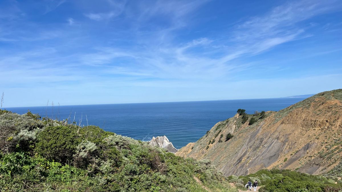 Pedro Point Headlands coastal trail overlooking the Pacific Ocean in Pacifica, California